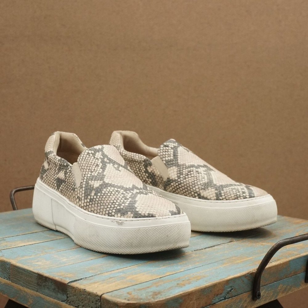 J/Slides Womens Platform Slip On Cleo Snake Print Sneakers Size 8 Beige Leather